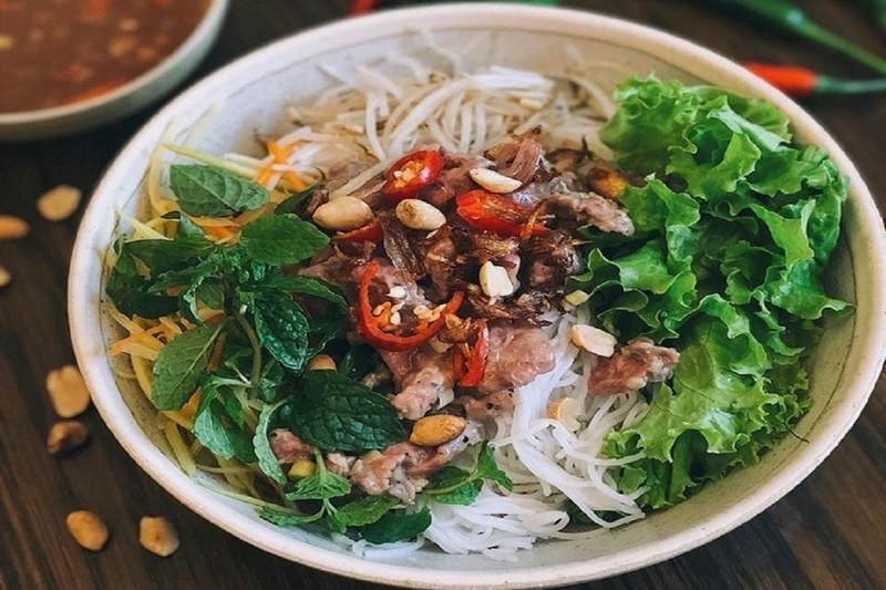 Ăn bún có béo không? Phân tích theo góc nhìn khoa học và thực tế Ăn bún có béo không? Phân tích theo góc nhìn khoa học và thực tế