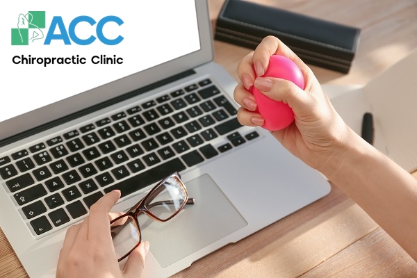 Làm sao biết bạn thực sự bị hội chứng ống cổ tay — không phải chỉ là mỏi?