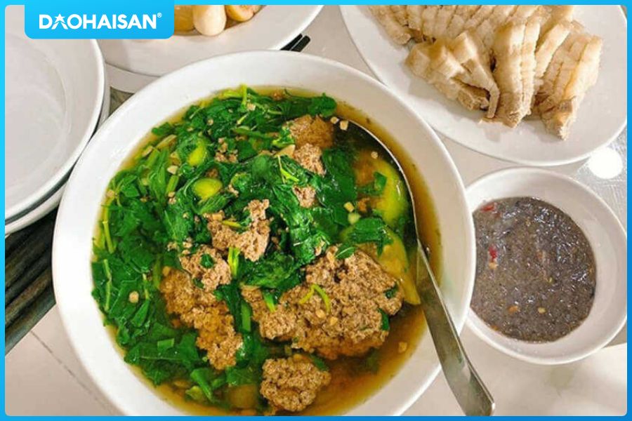 Vì sao bánh canh cua lại “khó đếm calo” hơn các món khác? Vì sao bánh canh cua lại “khó đếm calo” hơn các món khác?