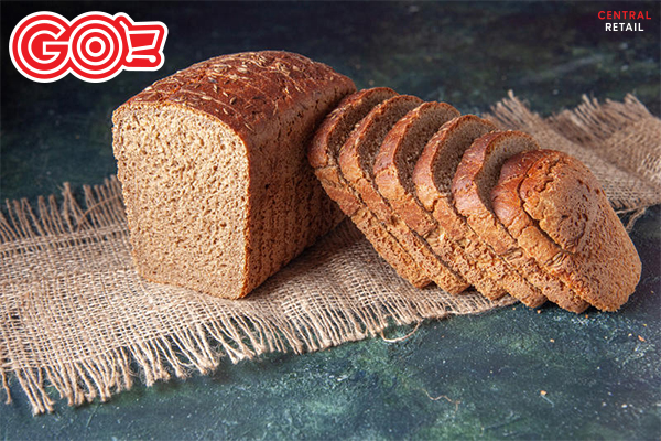 Thành phần dinh dưỡng trong bánh mì nguyên cám: đọc kỹ bảng thành phần, không chỉ nhìn màu