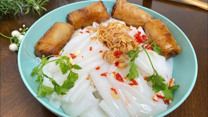Lượng calo thực tế trong từng phiên bản bánh ướt phổ biến