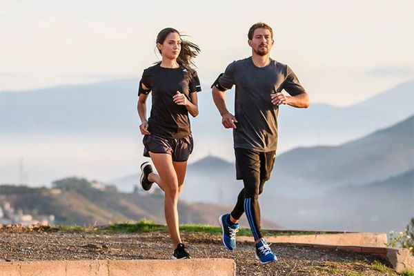 Tại sao cách hít thở khi chạy bộ ảnh hưởng trực tiếp đến hiệu suất và sức khỏe?