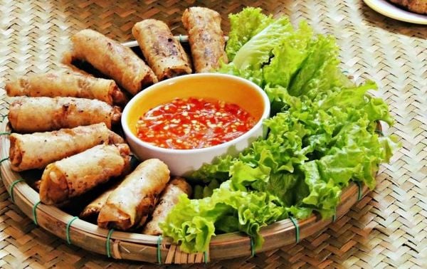 Thành phần cao lầu và giá trị calo chi tiết từng phần