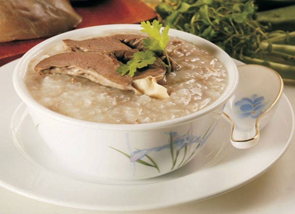 Cháo lòng bao nhiêu calo? Không phải một con số — mà là một dải biến thiên