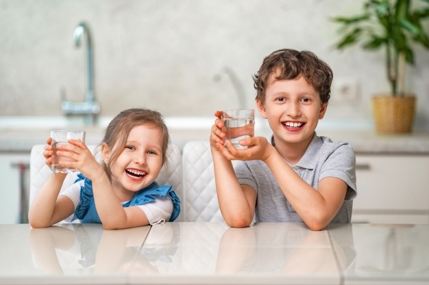 Cơ thể thiếu nước không đợi bạn khát — vì sao? Cơ thể thiếu nước không đợi bạn khát — vì sao?