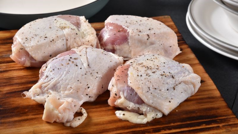 Thành phần dinh dưỡng thực tế của đùi gà: hơn cả “chỉ là protein” Thành phần dinh dưỡng thực tế của đùi gà: hơn cả “chỉ là protein”