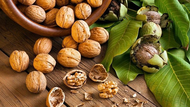Ăn hạt óc chó có béo không? — giải mã nghịch lý “nhiều calo nhưng không tăng cân” Ăn hạt óc chó có béo không? — giải mã nghịch lý “nhiều calo nhưng không tăng cân”