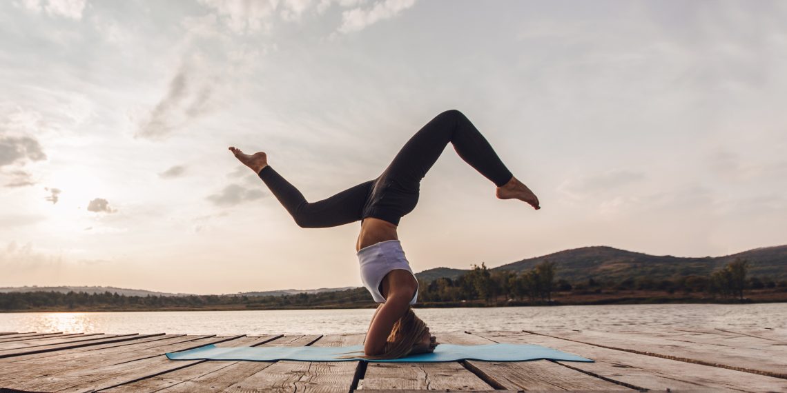 Gốc rễ của Hatha Yoga: Không phải “yoga nhẹ”, mà là nền tảng của mọi yoga hiện đại Gốc rễ của Hatha Yoga: Không phải “yoga nhẹ”, mà là nền tảng của mọi yoga hiện đại