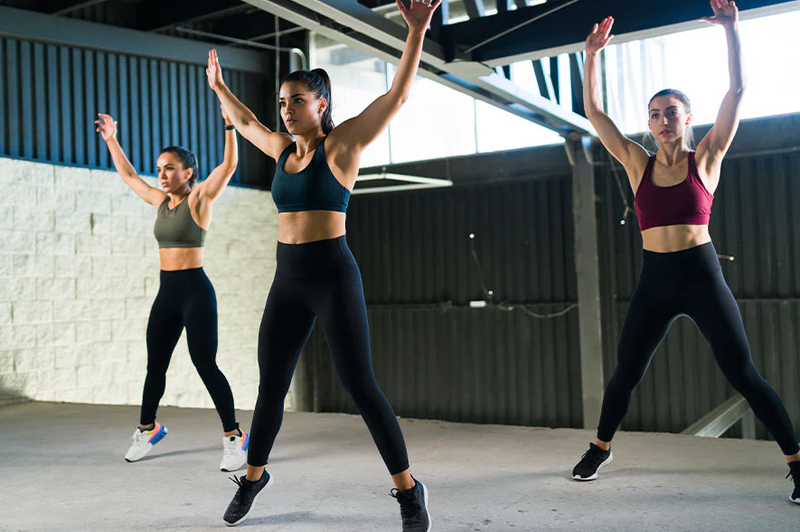 Vì sao jumping jacks lại “đơn giản nhưng không dễ”? Vì sao jumping jacks lại “đơn giản nhưng không dễ”?