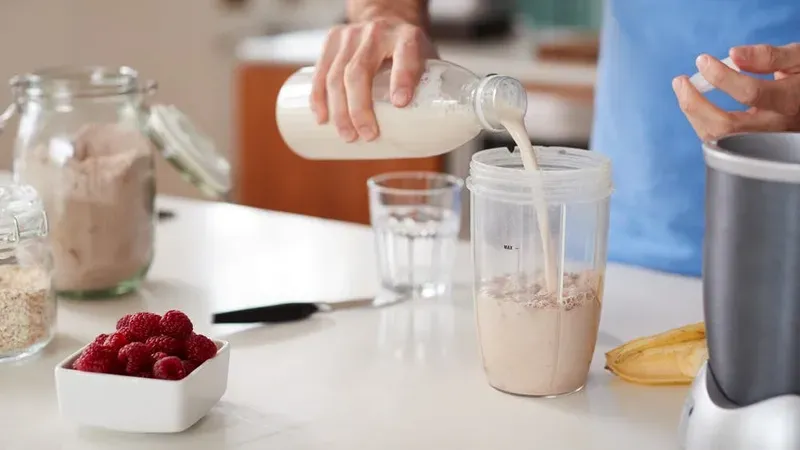 Cách sử dụng whey protein hiệu quả cho người KHÔNG TẬP GYM