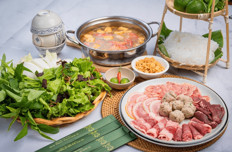Thành phần nào quyết định calo trong lẩu bò?