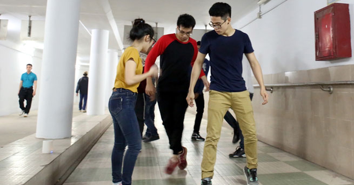 Lộ trình shuffle dance giảm cân cho người mới: Từ ngày 1 đến tuần thứ 8 Lộ trình shuffle dance giảm cân cho người mới: Từ ngày 1 đến tuần thứ 8