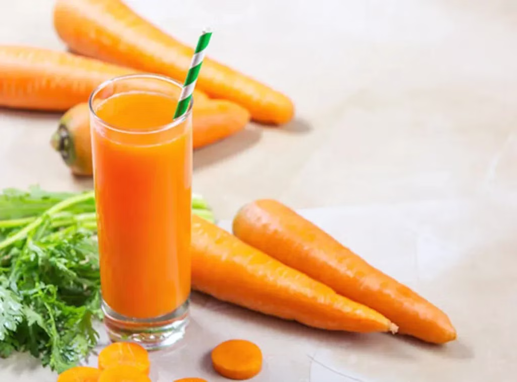 Thành phần dinh dưỡng bên trong 100ml nước ép cà rốt: Không chỉ là “vitamin A” Thành phần dinh dưỡng bên trong 100ml nước ép cà rốt: Không chỉ là “vitamin A”