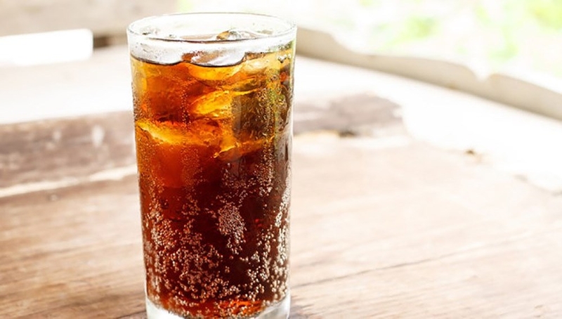 Một lon Coca-Cola thường chứa bao nhiêu calo? Phân tích theo dung tích và phiên bản Một lon Coca-Cola thường chứa bao nhiêu calo? Phân tích theo dung tích và phiên bản