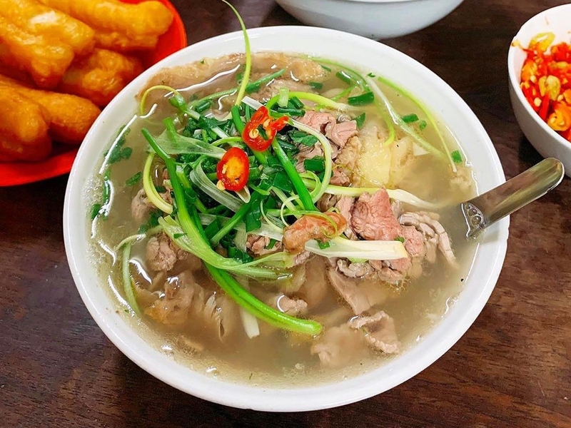 Ăn phở bò có béo không? Câu trả lời phụ thuộc vào 3 yếu tố then chốt