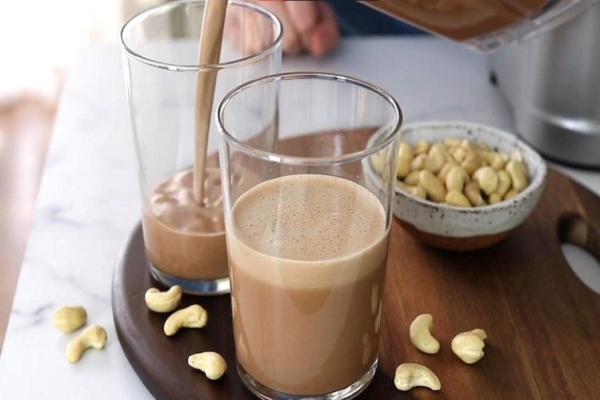 Sai lầm thường gặp khi làm sinh tố chuối yến mạch Sai lầm thường gặp khi làm sinh tố chuối yến mạch