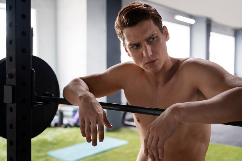 Sai lầm thường gặp khi tập gym ảnh hưởng đến sinh lý — và cách sửa ngay hôm nay