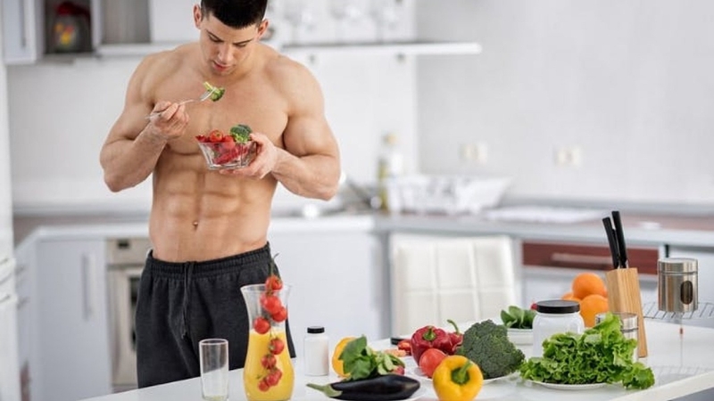Thứ nhất: Thặng dư calo phải được tính toán chính xác — không đoán mò. Thứ nhất: Thặng dư calo phải được tính toán chính xác — không đoán mò.