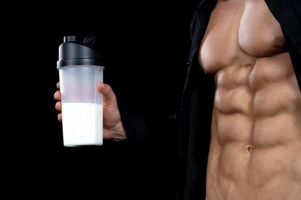 Lợi ích của whey thủy phân theo bằng chứng khoa học — không phải lời đồn